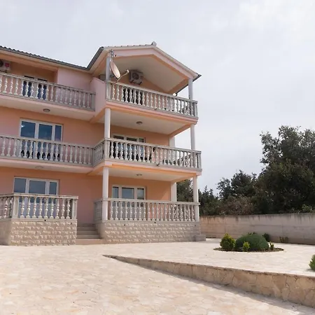 Family Milin Apartment *
