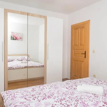Apartment Family Milin