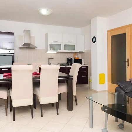 Apartment Family Milin Jezera